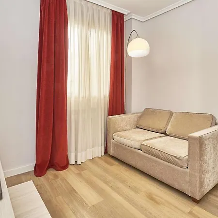 Otel Nh Califa