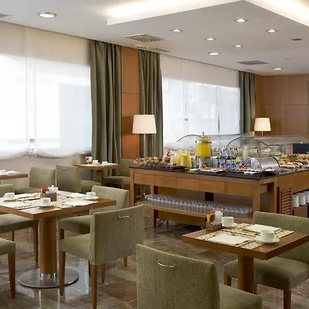 Otel Nh Califa Cordoba