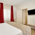 Nh Califa 4* Κόρδοβα