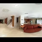 Ξενοδοχείο Nh Califa 4*