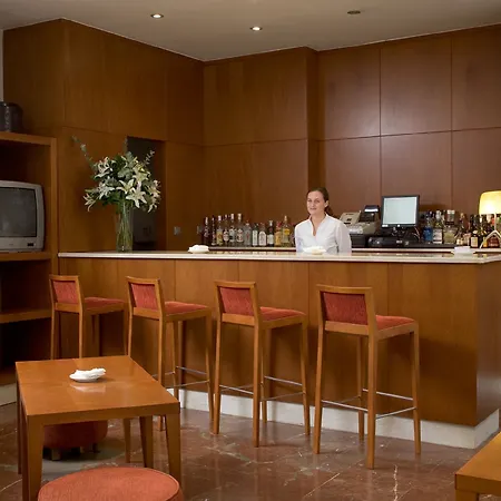 Hotel Nh Califa 4*