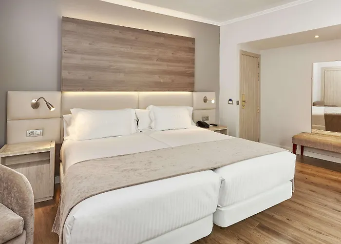 Nh 칼리파 호텔 코르도바