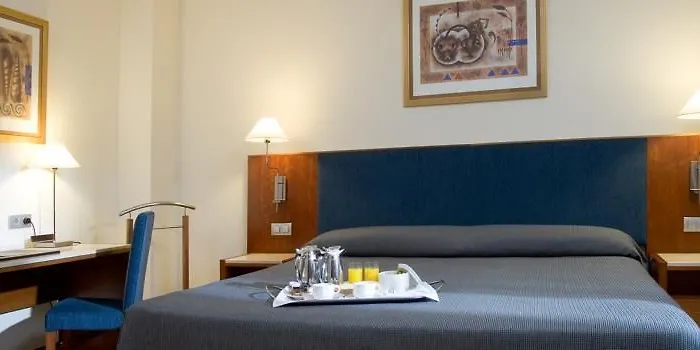 Nh 칼리파 4* 코르도바