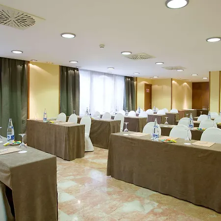 Nh Califa Hotel 4*
